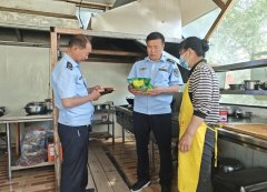此次查抄以旅逛景区及周边食杂店、食物摊点、
